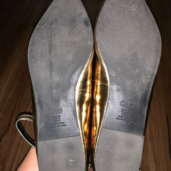 Gold pointed flats - Picture 4 of 4